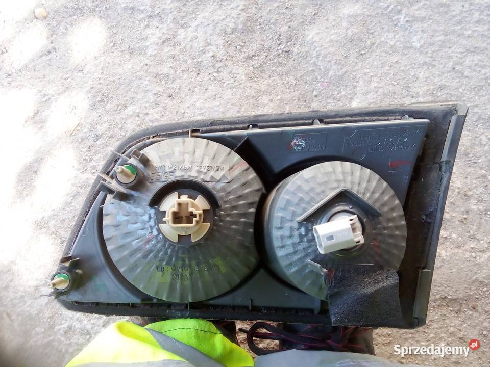 Mazda 6 lampa lewa klapy bagażnika Lubsko