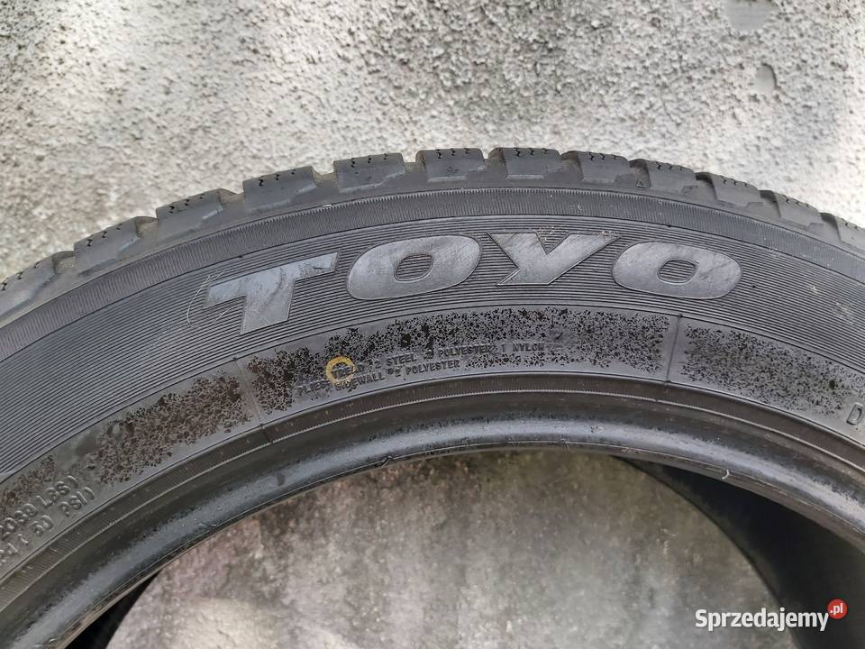 1 opona zimowa TOYO 235x55x19 Bydgoszcz