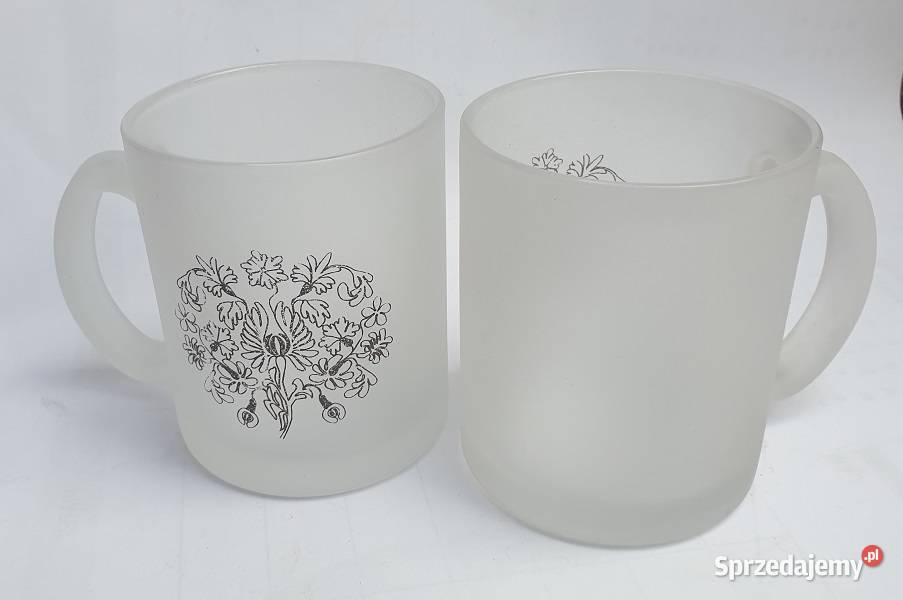 Kubek szklanny z motywem kwiatowym Reszel