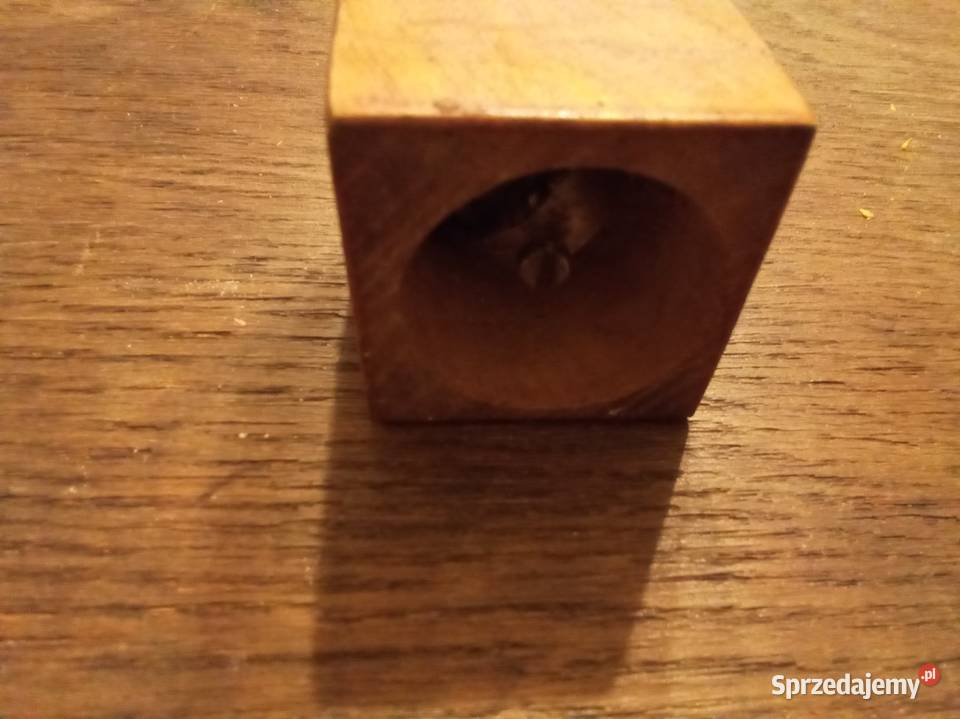 Młynek do pieprzu drewniany PRL Młynki i moździerze Warszawa