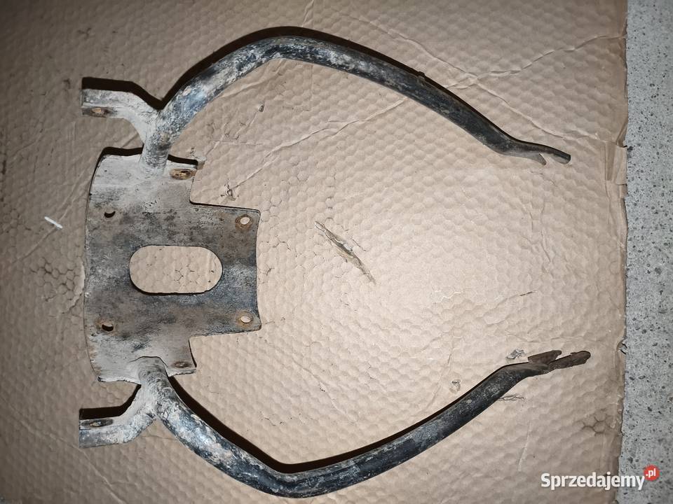 Uchwyt mocowanie tylnego błotnika K750