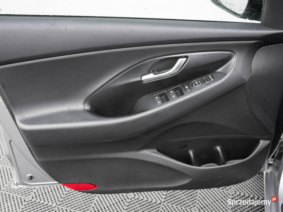 Hyundai i30 WD6131S15 DPI Smart Podgrzf I kier światła do jazdy dziennej Pępowo