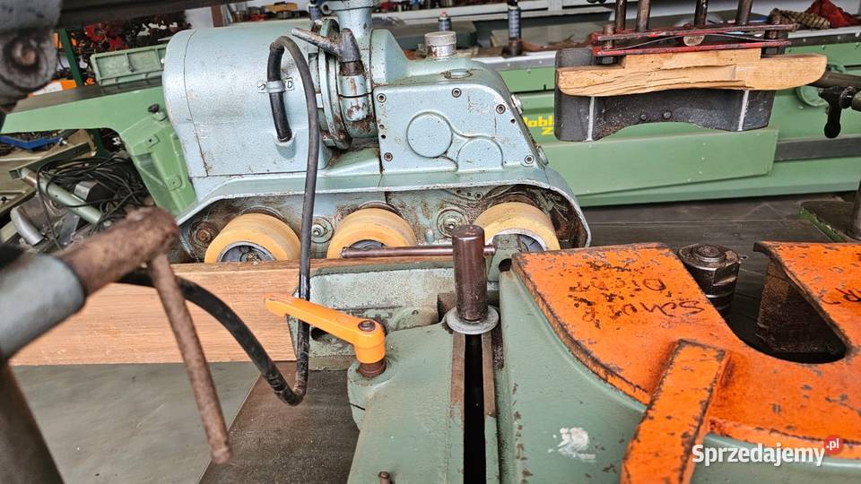 Frezarka z wózkiem i posuwem NOHOMA