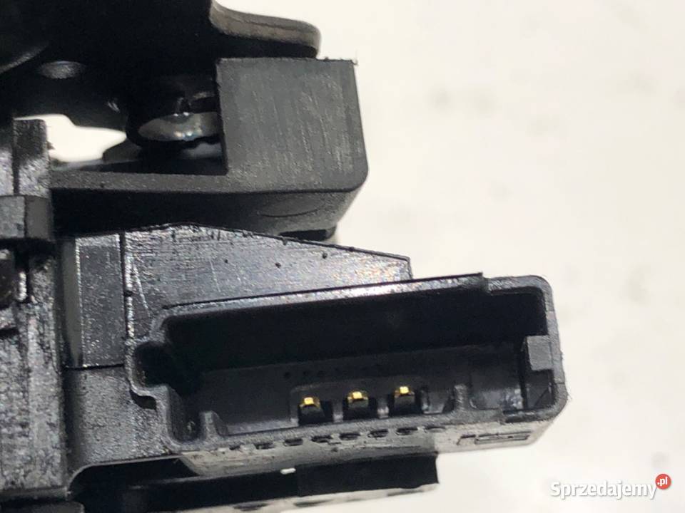 ZAMEK KLAPY TYŁ OPEL ASTRA K Kombi 13509599 podkarpackie