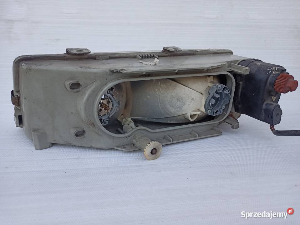 Seat Toledo I 1 lampa przednia prawa reflektor Oświetlenie Sieradz