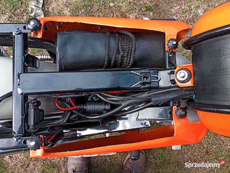 Boczki WSK GIL tarki współczesne 1234cm3 Warszawa