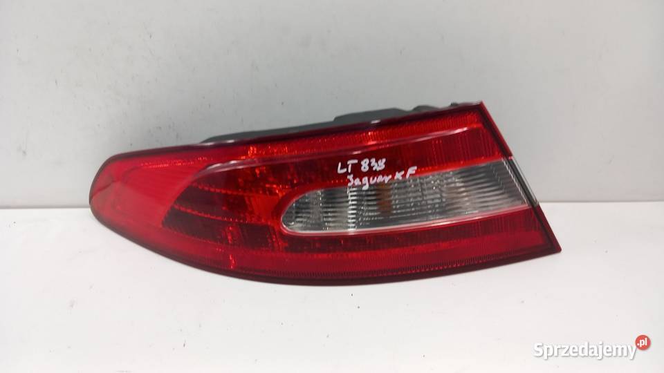 JAGUAR XF X250 SEDAN LAMPA TYŁ LEWA
