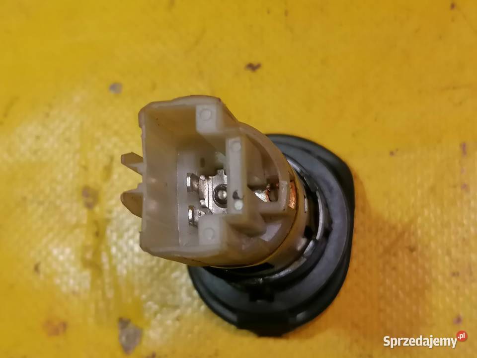 gniazdo dodatkowe 12V RenaultDacia osobowe osobowe Pompki spryskiwaczy Piotrków Trybunalski