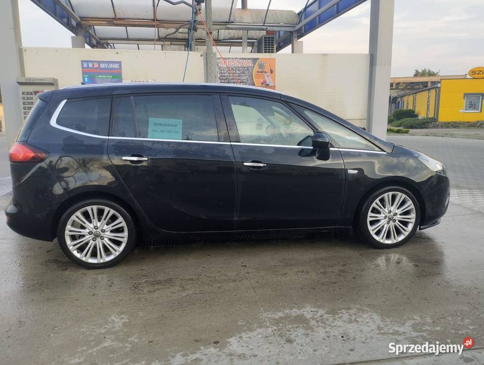 Opel Zafira benzyna Nienadowa sprzedam