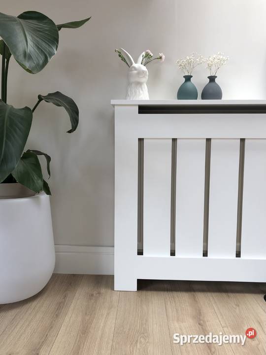 Solidna i ładna maskownica na kaloryfera Wysoka