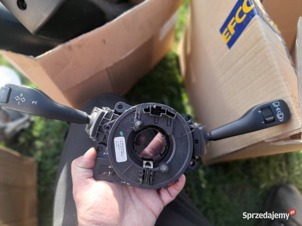 Manetki Przełaczniki Pająk pod kierownice BMW z4 Panele sterowania, przełączniki Białystok