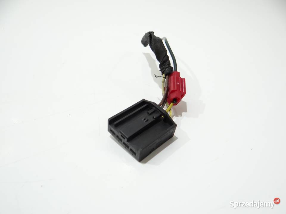 KOSTKA LAMPY TYŁ W KLAPĘ BMW E61 LCI 4279281 Strzyżewice sprzedam