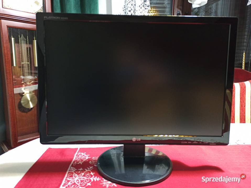 Monitor LCD LG 22 cale 300 nitów 16:10 Oława sprzedam