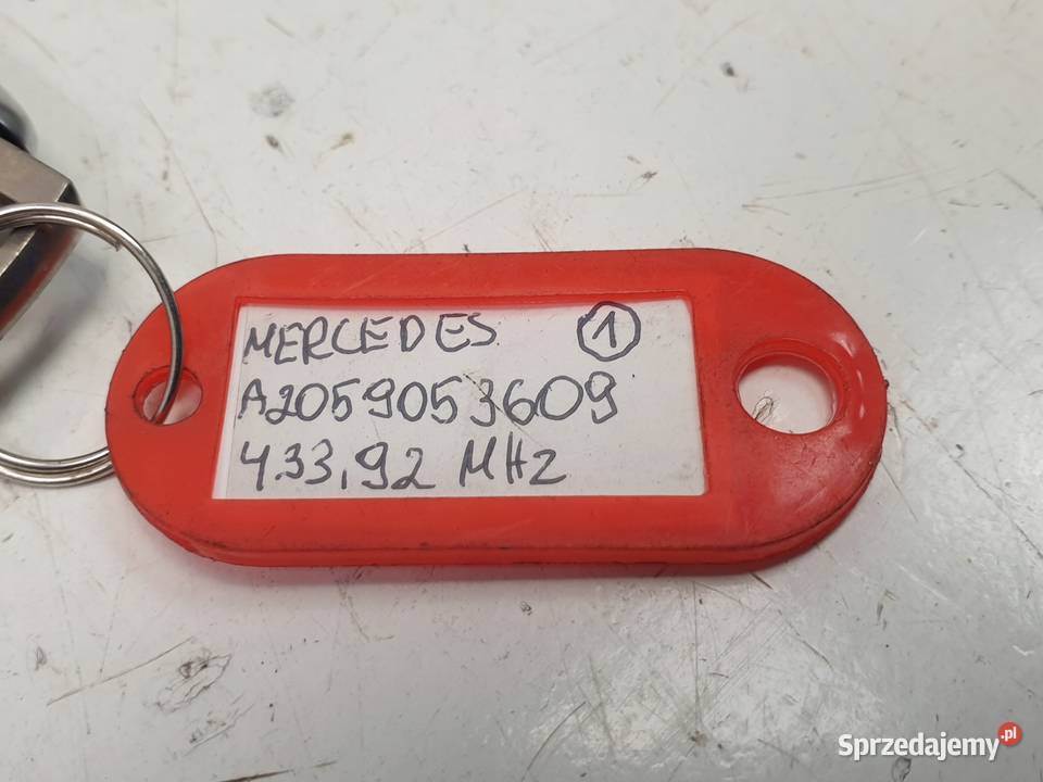 MERCEDES W205 C205 KLUCZYK PILOT ORYGINAŁ osobowe Pozostałe Chełm sprzedam