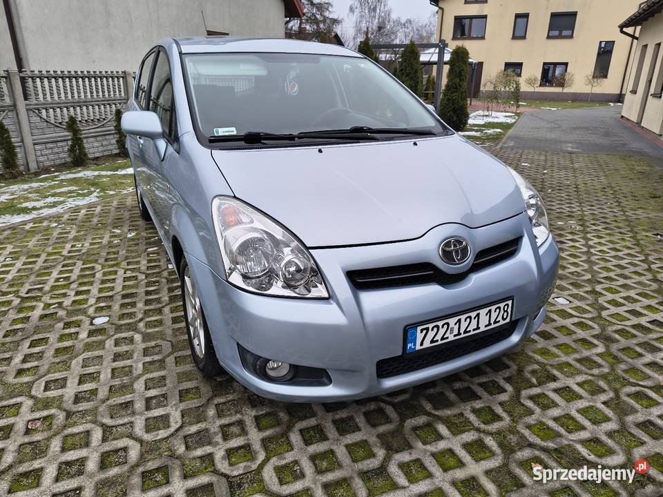 Toyota Corolla Verso 16 Glinnik