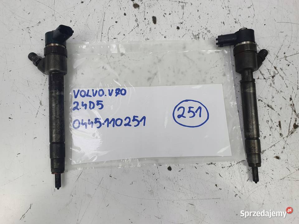 WTRYSKIWACZ Volvo S40 II V50 C30 24 D5 wtrysk Chełm