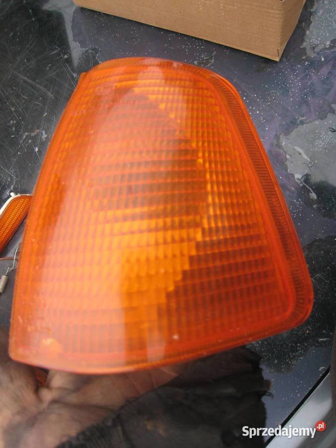 Kierunkowskaz przedni przód lewy Volvo 440 460