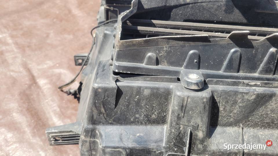 BMW 2 F45 F46 ŻALUZJA KIEROWNICA POWIETRZA Ruda Śląska