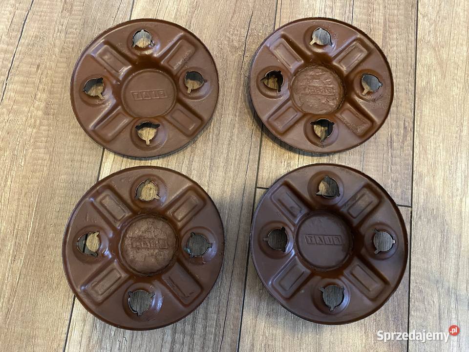 Oryginalne dekielki kołpaczki FIAT 126P Metalowe osobowe Sosnowiec sprzedam