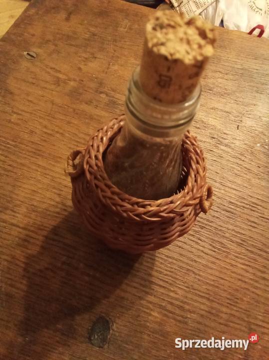 Star butelka 2 koszyczku wiklinowym PRL mazowieckie Warszawa