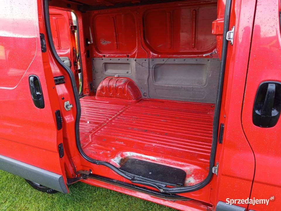 Opel Vivaro 2004 19 DTI mazowieckie