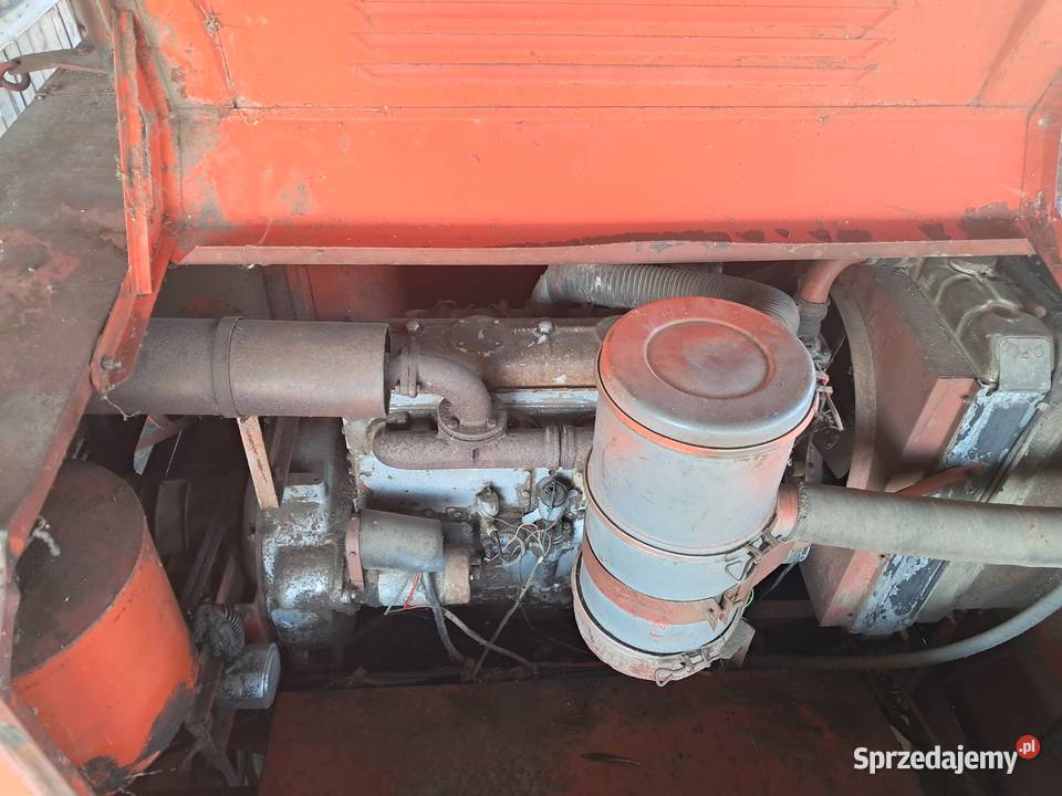 KOMBAJN BIZON Z056 Wiązownica