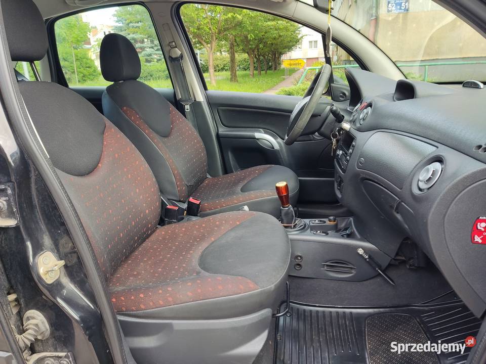 5 drzwi Ekonomiczny poj 11benzyna CITROEN C3 światła przeciwmgielne
