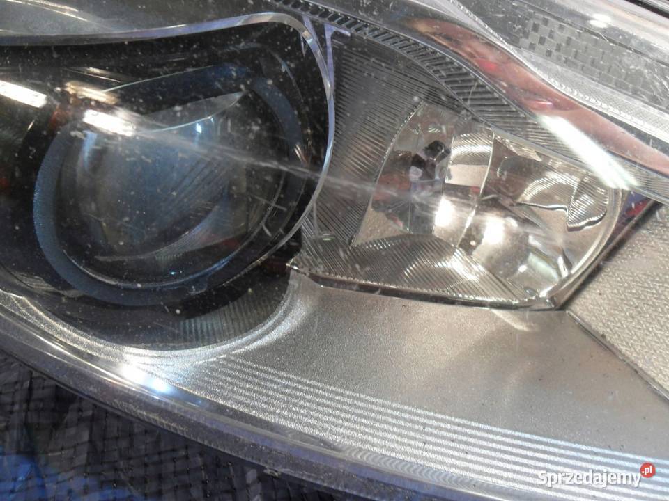Ford Focus mk3 lift reflektor prawy przedni osobowe wielkopolskie Nowy Tomyśl