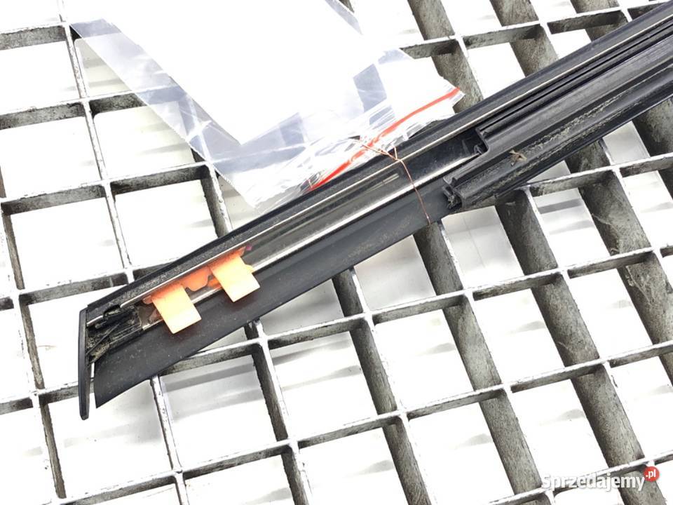 LISTWA ZGARNIAJĄCA PRZÓD PRAWA CHROM MINI sprzedam