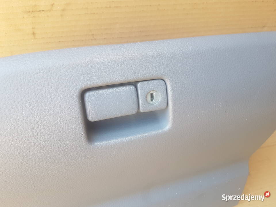 Suzuki Liana schowek skrytka prawa pasażera dolnośląskie Legnica