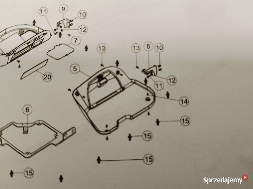 CLAAS AXION 840 CMATIC A31 2013r Schowek Stalewo