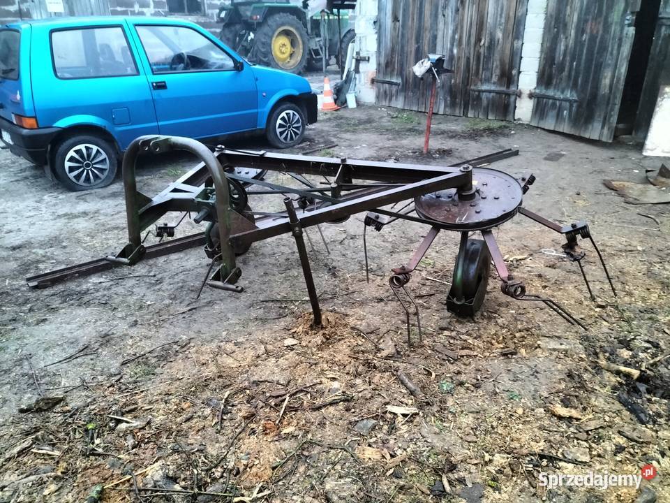 Przetrząsacz do siana nieuszkodzony