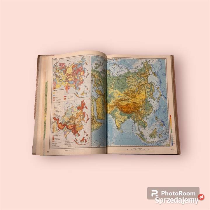 Atlas geograficzny świata 1987 rok