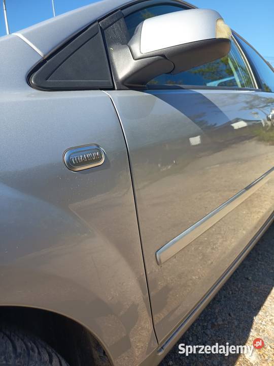 Ford Focus MK2 titanium 16 benzyna w super poduszka powietrzna sprzedam