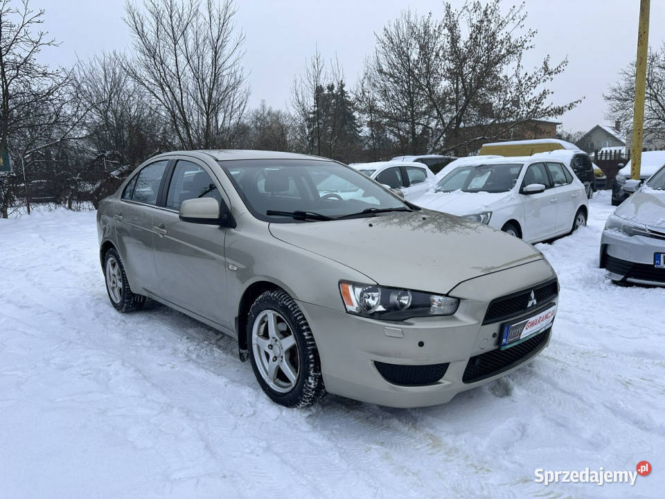 Mitsubishi Lancer 15 benzynaBogata