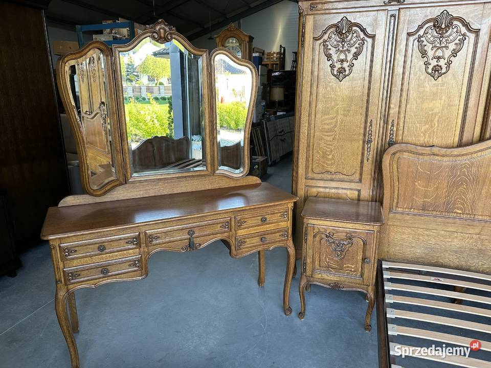 Ładna drewniana sypialnia łóżko szafki komoda wielkopolskie Sławoszewek