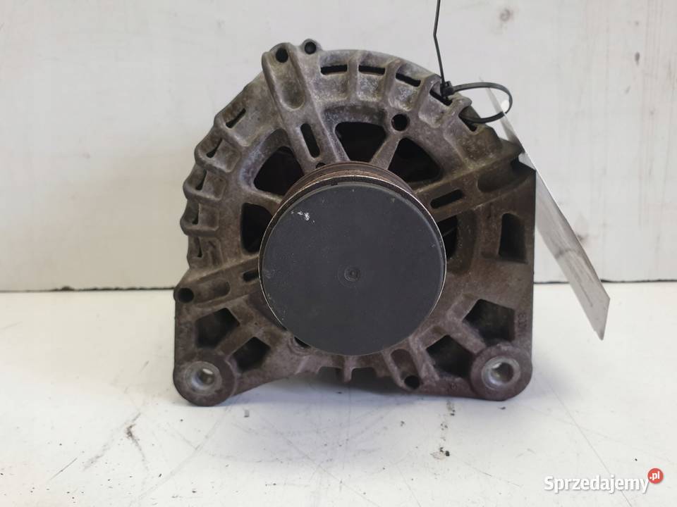 Dacia Duster 15 DCi ALTERNATOR 231005770R Janów