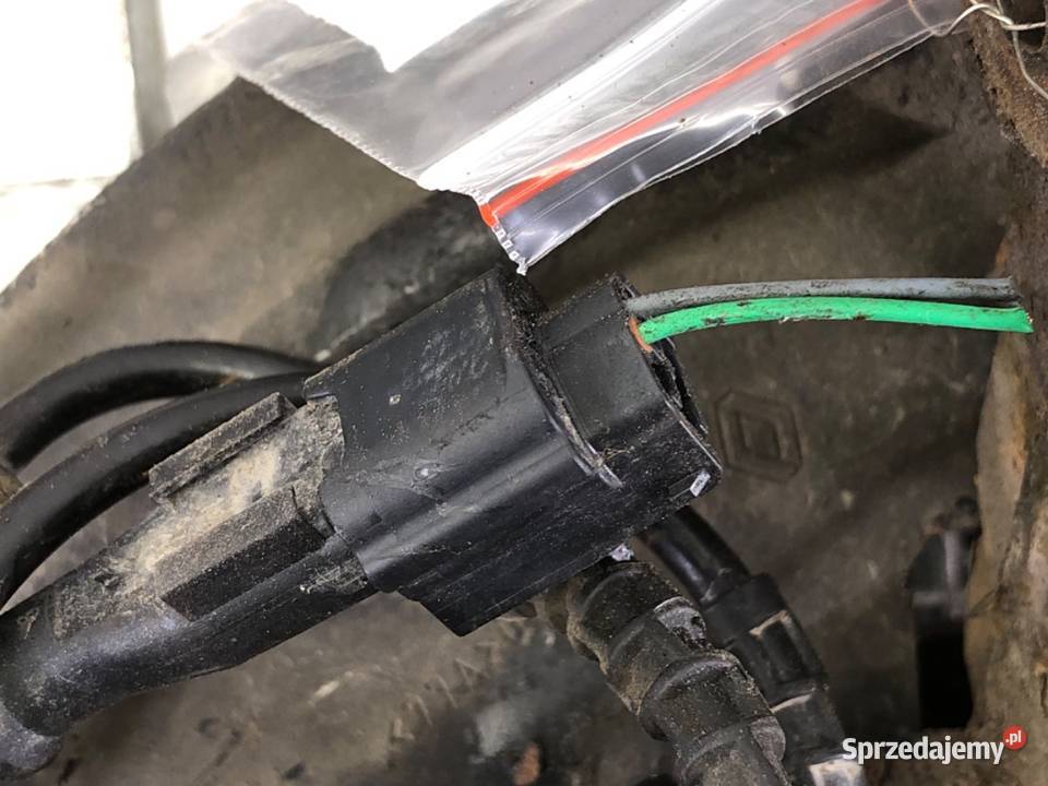 ZWROTNICA PRAWY PRZÓD RENAULT MEGANE III 15 90 osobowe Zwrotnice