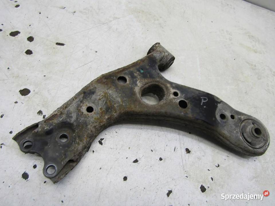 WAHACZ PRAWY PRZÓD PRZEDNI 14 D4D TOYOTA AURIS Wahacze sprzedam