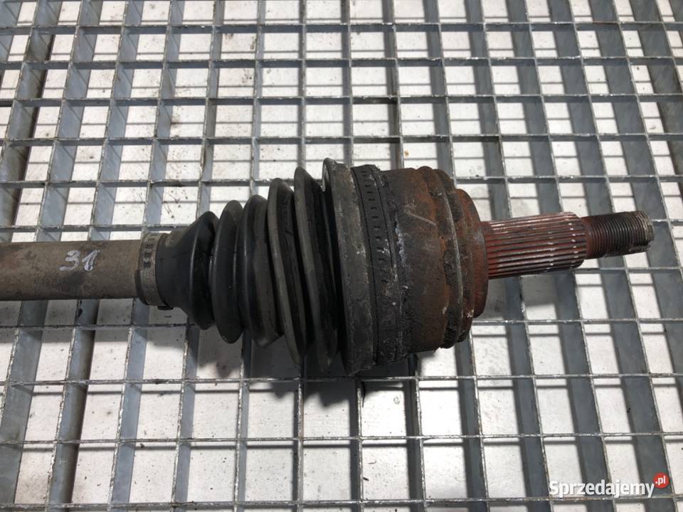 PÓŁOŚ LEWY PRZÓD RENAULT MASTER III 23 163