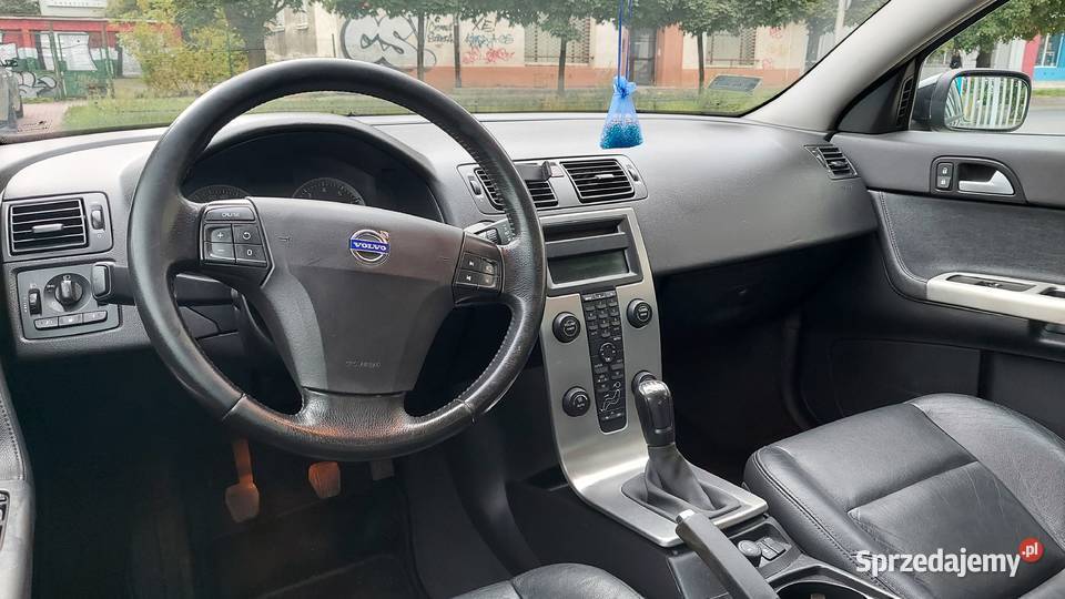 Volvo S40 II 24 LPG 140 manual zamiana światła przeciwmgielne Nur