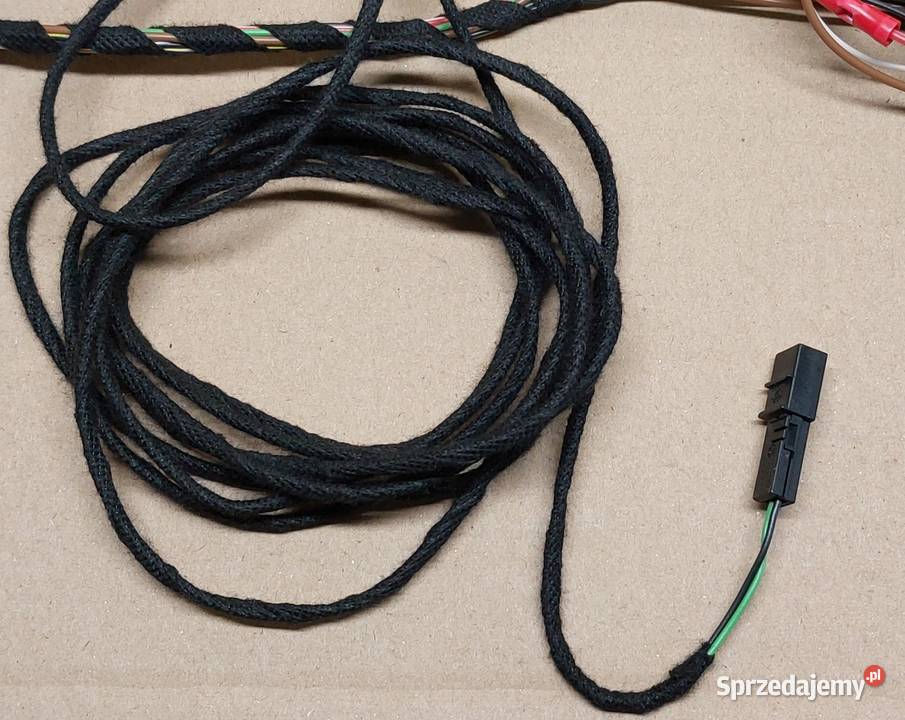 WIĄZKA INSTALACJA MODUŁU BLUETOOTH AUDI A3 8P A4 osobowe Materiały instalacyjne Mielęcin
