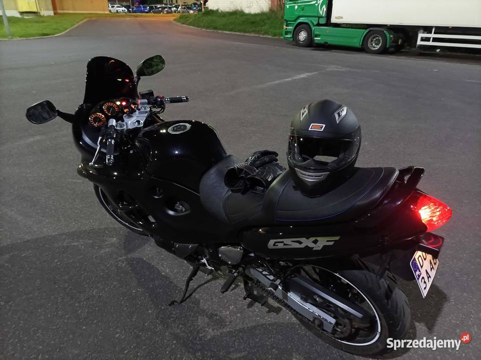 suzuki gsxf600 gsxf750 wszystkie częśći gaźnik Moszyce