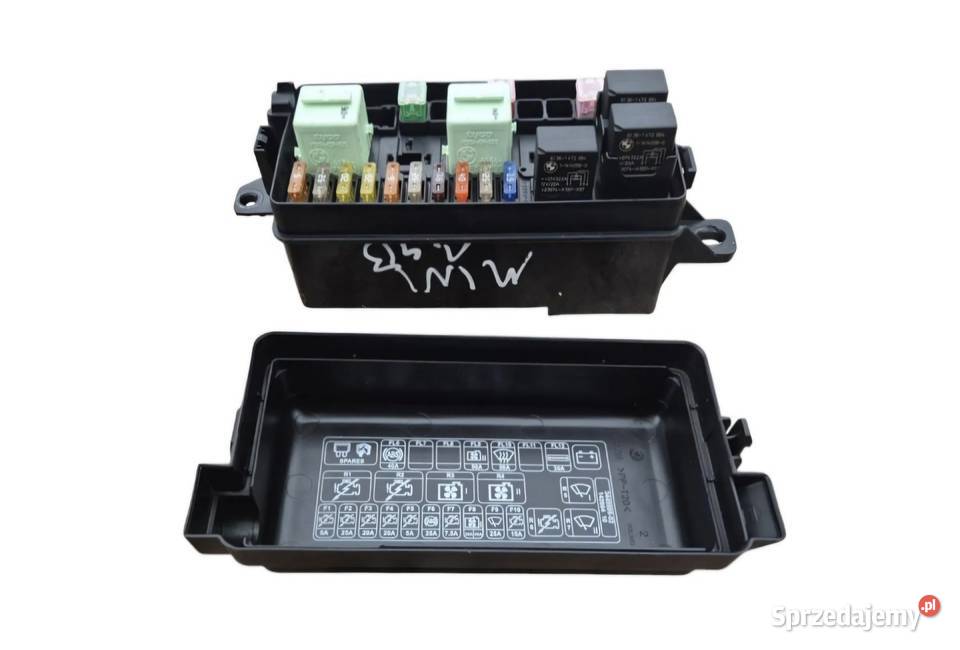 SKRZYNKA BEZPIECZNIKÓW BSI MINI ONE COOPER R55 świętokrzyskie Działoszyce sprzedam