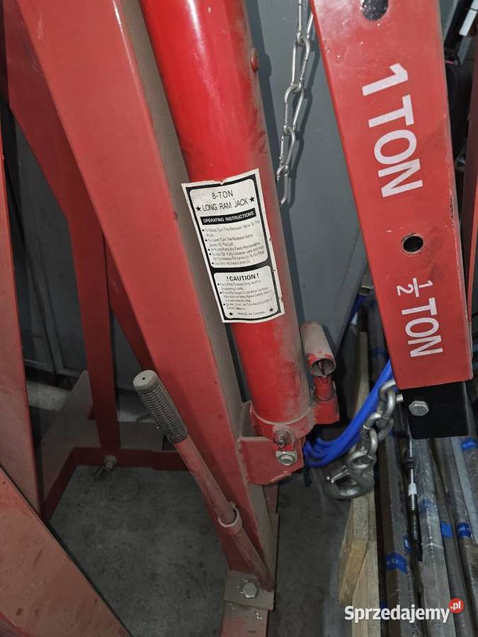 ŻURAW WARSZTATOWY PODNOŚNIK 2T Sanok