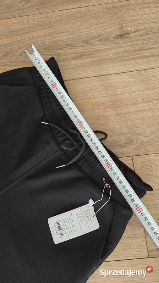 Damskie spodnie leginsy czarne Pleszew sprzedam