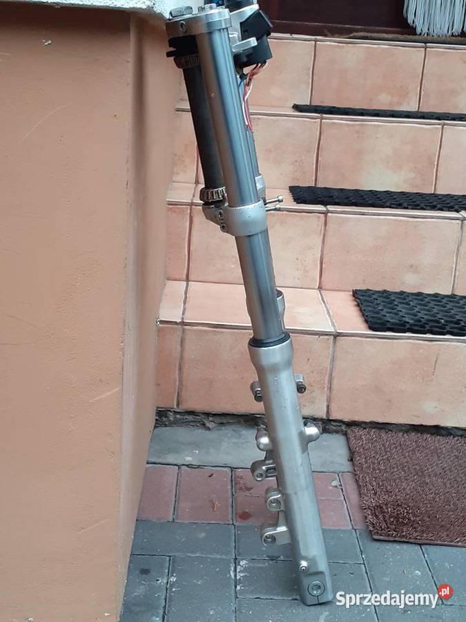 Kawasaki Zephyr 550 lagi zawieszenie półki