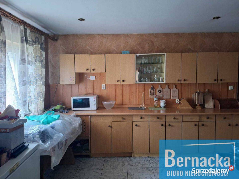 Dom wolnostojący z gruntami rolnymi 15 ha Rok budowy 1900 Prężyce