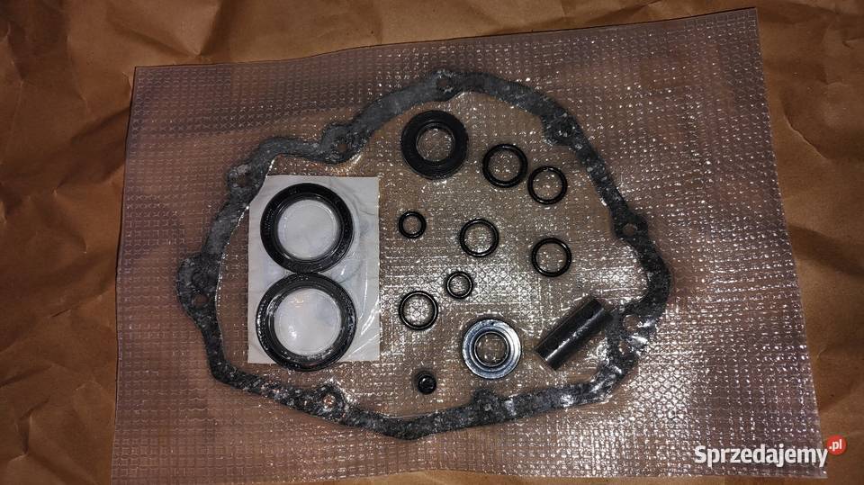 Zestaw uszczelek skrzyni biegów Dniepr MT K650 sprzedam