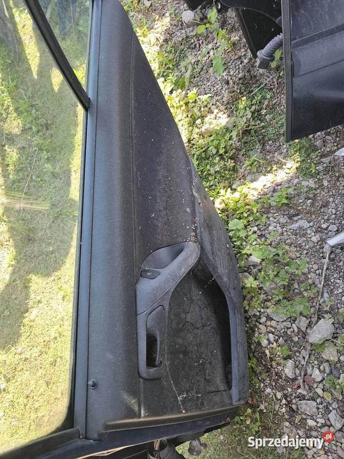 Dzwi golf 3 prawy tył Polesie